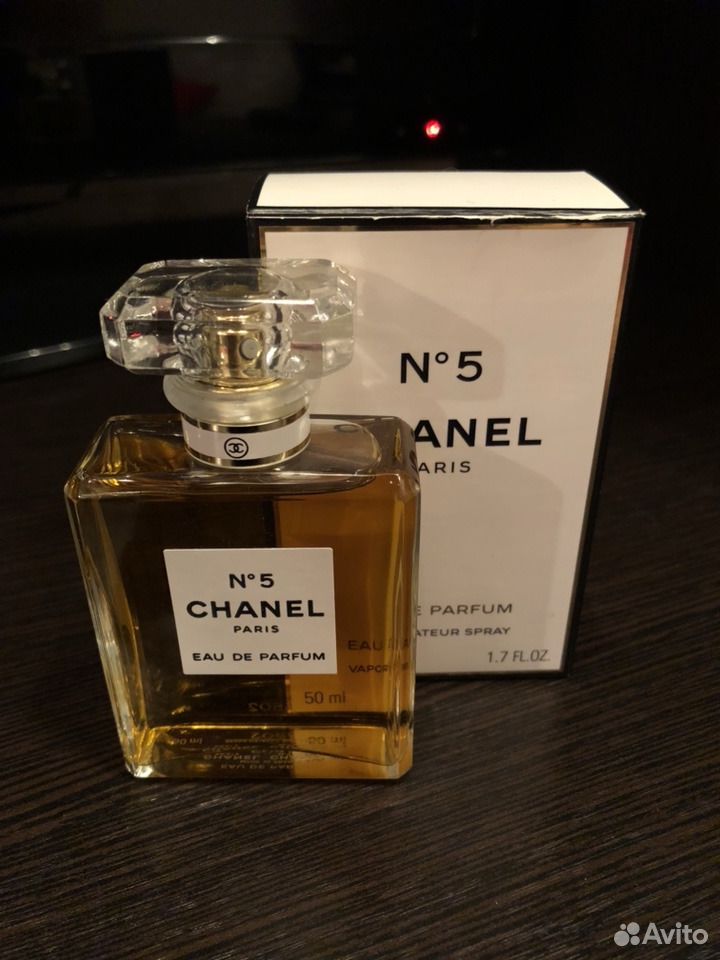 Chanel 5 оригинал. Духи Шанель 5 оригинал. Шанель 5 духи женские. Духи Шанель 5 женские оригинал. Туалетная вода Шанель 05.