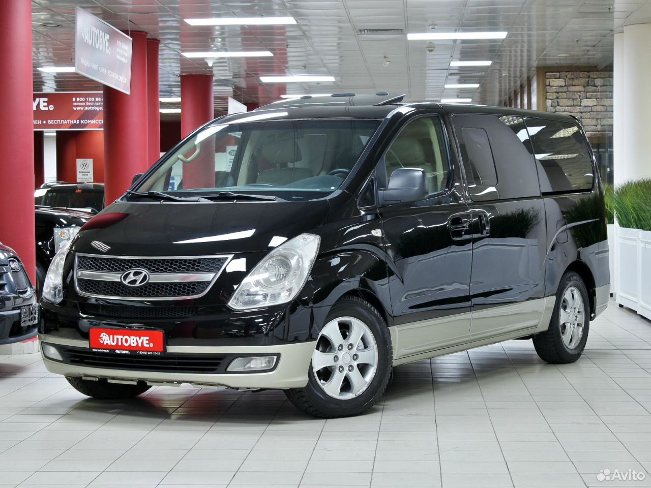 Старекс 2011 года. Hyundai h1 Starex черный.