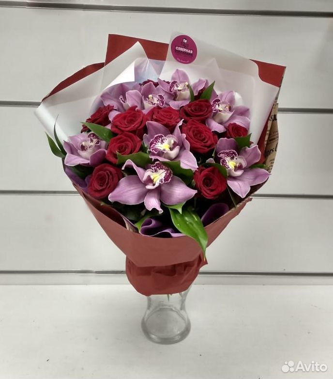 Букет орхидей с розами купить на Зозу.ру - фотография № 1