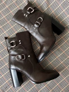 Кожаные ботинки Zara