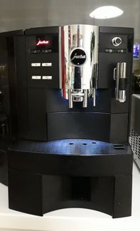Профессиональная кофемашина-автомат (Швейцария)