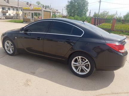 Opel Insignia 1.8 МТ, 2010, седан