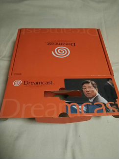 Dreamcast с почти идеальной коробкой