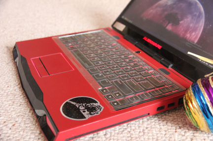 Мощный ноутбук Dell Alienware m14x