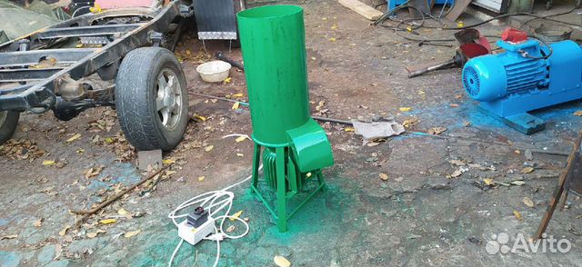 Корморезка, измельчитель сочных корнеплодов