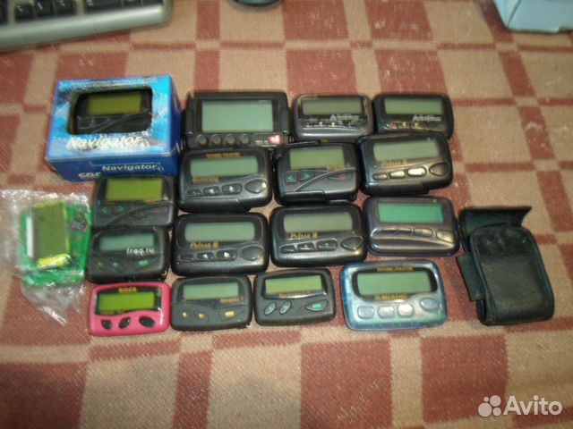 Пейджеры двух И четырёх строчные