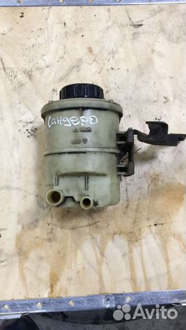 Бачок гур Renault Sandero 09-14 б.у