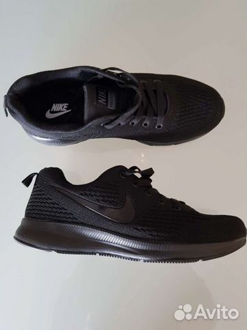 Кроссовки Nike 42/43 новые