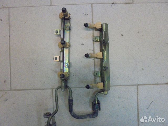 Elysion RR3 3 литра 2005 г Форсунка топливная б/у