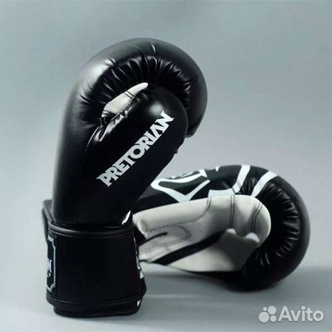 Боксерские перчатки