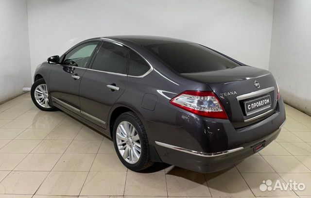 Nissan Teana `2011