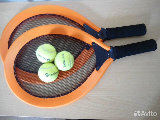 Игрушка. 2 теннисных ракетки и 3 мяча Fiztime
