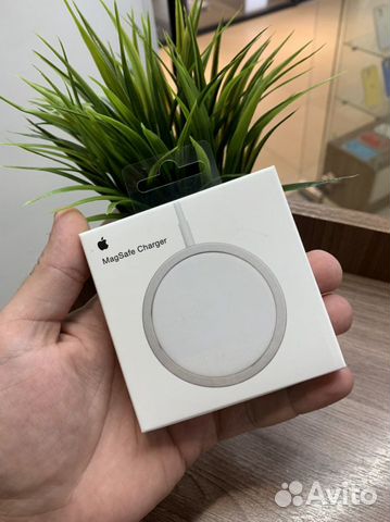 Беспроводная зарядка Apple magsafe для iPhone