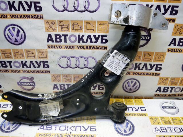 Рычаг передний правый Фольксваген Гольф 5
