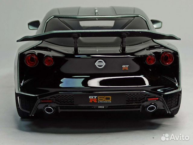 GT Spirit Nissan GT-R 50 1/18 - Miniature Résine - Neuf En Boîte