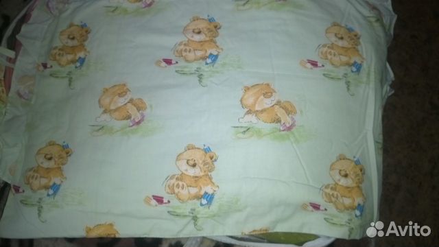 Продам комплект в кроватку