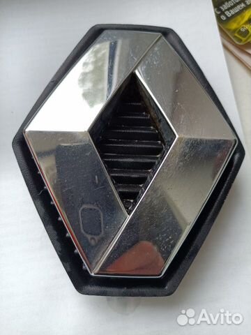 Эмблема Renault2