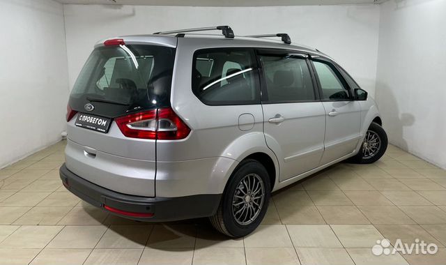 Ford Galaxy `2010