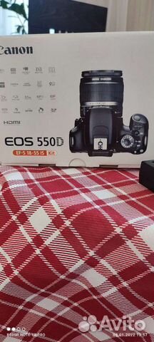 Зеркальный фотоаппарат Canon 550D Kit EFS 18-55mm