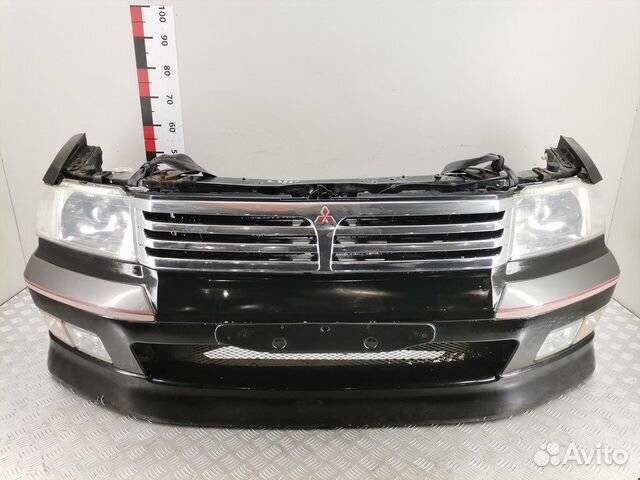 Передняя часть (ноускат) Mitsubishi Space Wagon 3