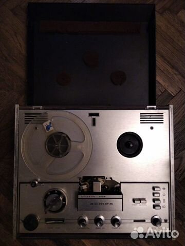 Советский катушечный магнитофон 