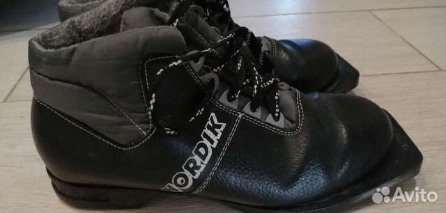 Лыжные ботинки 39 размер