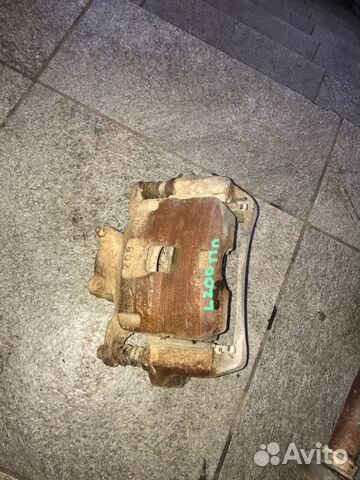 Суппорт передний правый Mitsubichi L200 4N15 2017