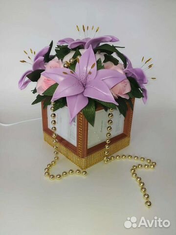 Светильник ростовые цветы из изолона