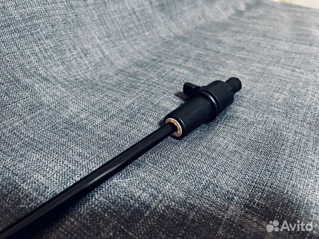 Карбоновый шпиль для виолончели 4/4-1/2