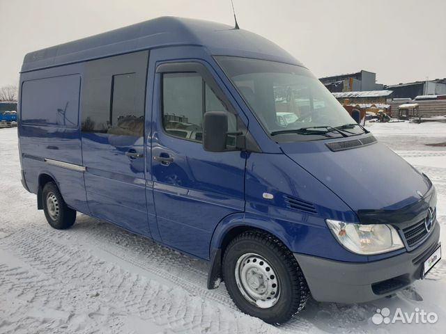 Мерседес спринтер грузопассажирский авито. Mercedes benz sprinter грузопассажирский. Мерседес спринтер классик грузопассажирский 8+1. Мерседес спринтер полугрузовой. Мерседес спринтер грузопассажирский.