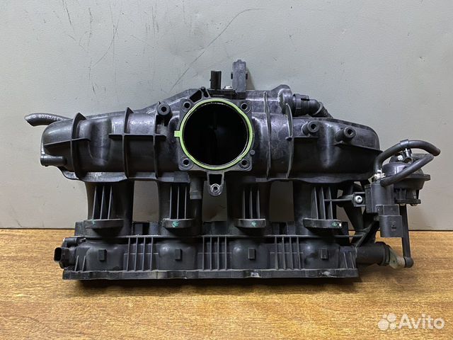 Коллектор впускной Volkswagen Passat B6 1,8 BZB