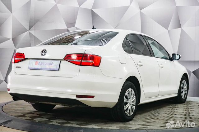 Volkswagen Jetta 1.6 МТ, 2015, 100 000 км