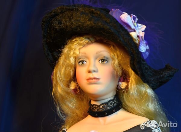 Коллекционная фарфоровая Кукла «Аманда»