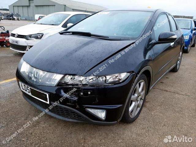 Разбирается Honda Civic 5D R18A2 2006г
