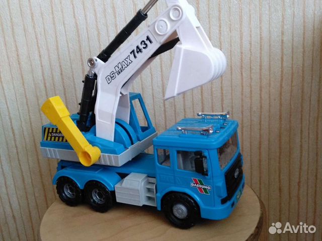 Экскаватор