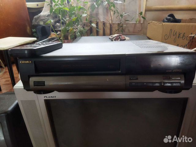 Видеомагнитофон aiwa