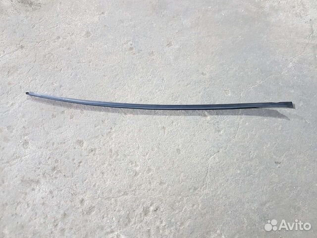 Молдинг лобового стекла volkswagen passat B6