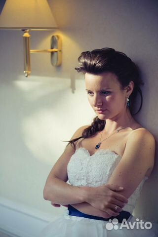 Свадебное платье айвори 44 размер шлейф кружева Свадебное платье айвори 44 размер шлейф кружева