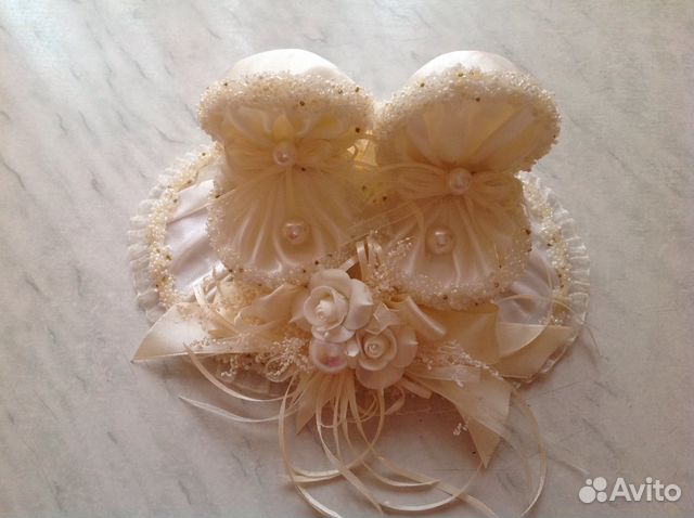 Подушка для свадебных колец Подушка для свадебных колец