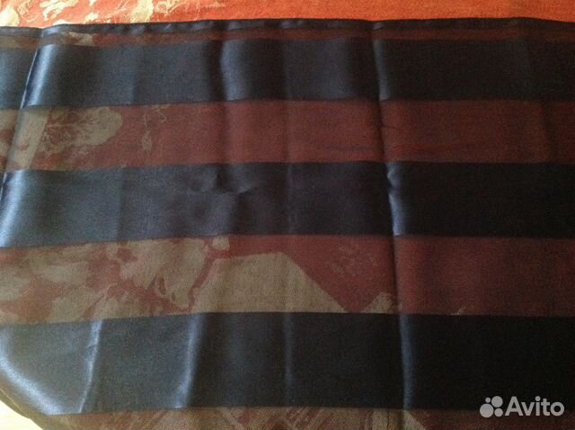 Красивые шарфики новые. Полосатый синий и с узором