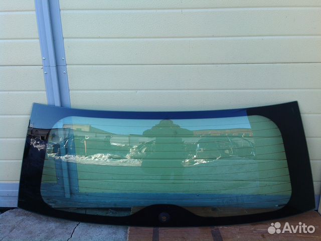 Форд Фиеста (2006г) -стекло задней двери
