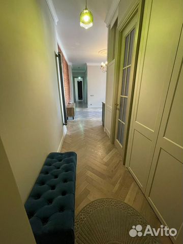 

2-к. квартира, 65 м², 3/5 эт.