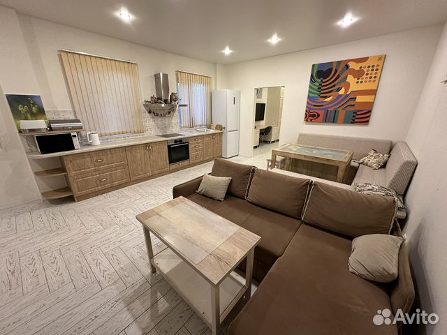 

Квартира-студия, 65 м², 1/3 эт.