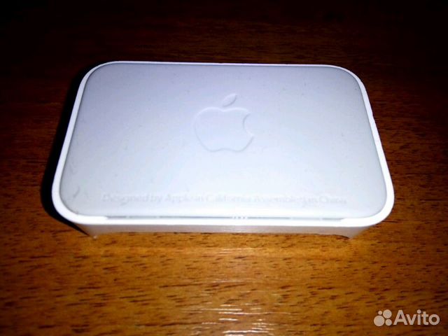 iPhone 3 зарядочная медиастанция, порт iPhone 3 зарядочная медиастанция, порт