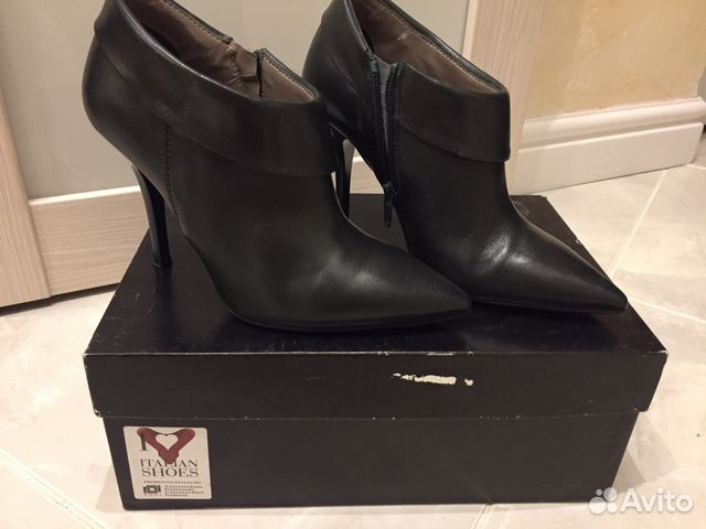 Продаю ботинки женские Продаю ботинки женские