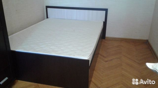 Двуспальная кровать Двуспальная кровать