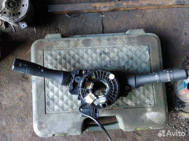 Переключатель подрулевой fluence флюенс 255670038r Переключатель подрулевой fluence флюенс 255670038r