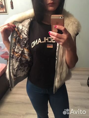 Жилетка меховая, Песец, натуральный мех Жилетка меховая, Песец, натуральный мех