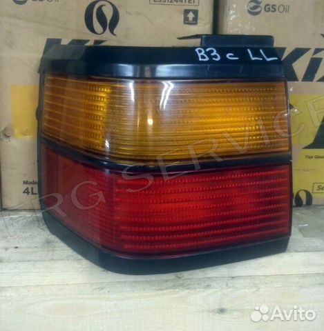 VW Passat B3 седан внешний левый фонарь