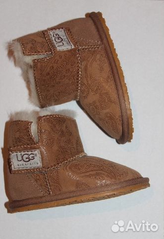 Новые пинетки UGG Australia ножка 11.512.5 см Новые пинетки UGG Australia ножка 11.512.5 см